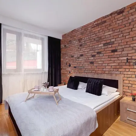 Διαμέρισμα Industrial Fredry With Parking By Renters *