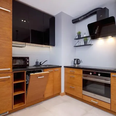 Διαμέρισμα Industrial Fredry With Parking By Renters