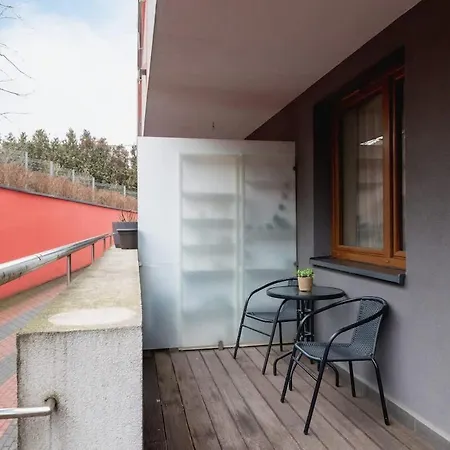Industrial Fredry With Parking By Renters Διαμέρισμα